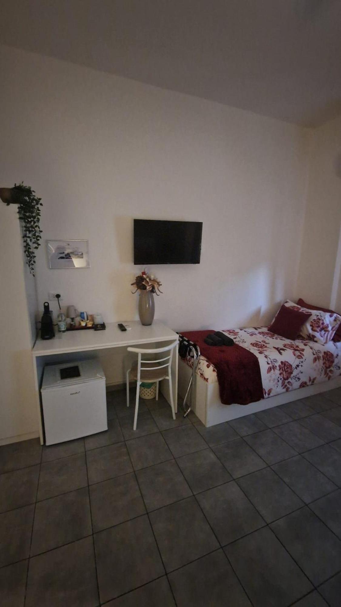 Cinquestanze Hotell Cosenza Eksteriør bilde